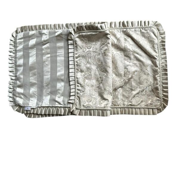 2 Waterford King Pillow Shams  Jacquard Damask Champagne Stripe Pleated‎ Edge - Picture 1 of 7